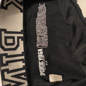 Pink yoga leggings size Small